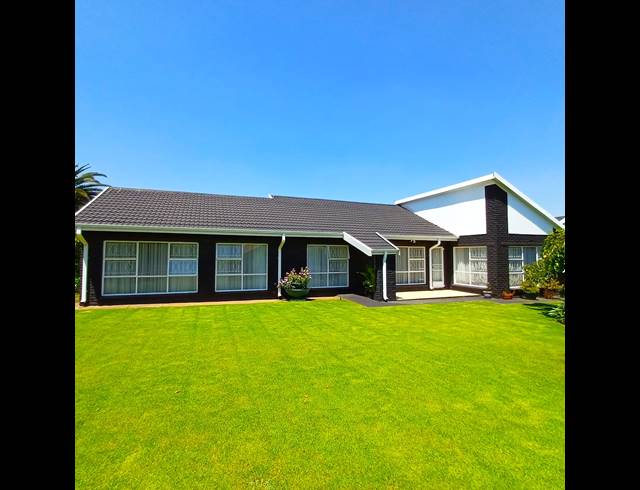 4 BEDROOM HOUSE FOR SALE IN MEYERTON EXT 6